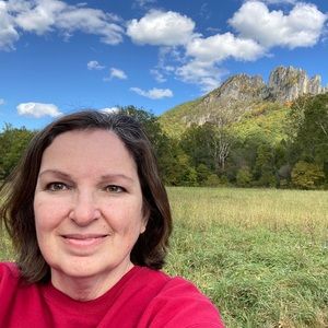 Meet your Posher, Sonia